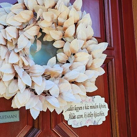 Hotel Nyirjes Vendeghaz Balassagyarmat Exterior foto