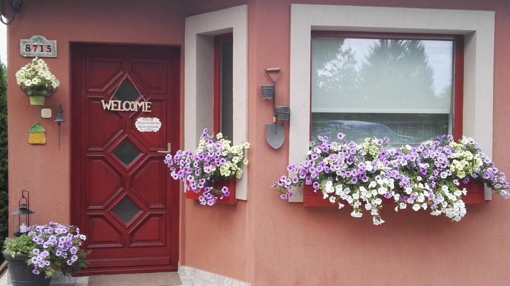 Hotel Nyirjes Vendeghaz Balassagyarmat Exterior foto