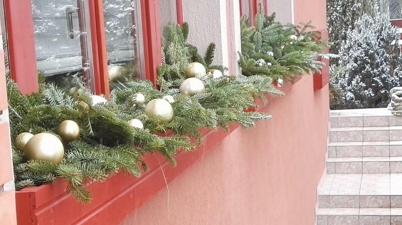 Hotel Nyirjes Vendeghaz Balassagyarmat Exterior foto