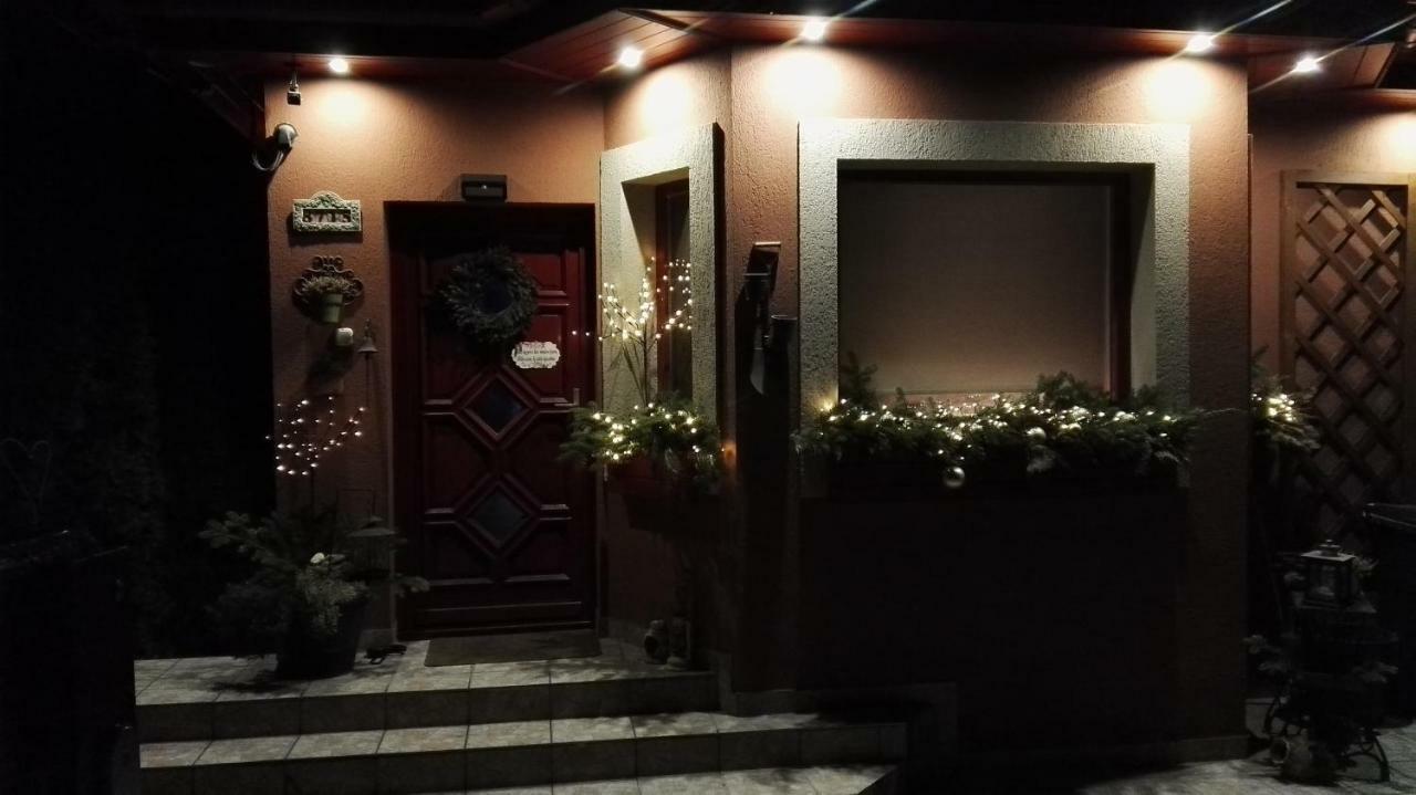 Hotel Nyirjes Vendeghaz Balassagyarmat Exterior foto